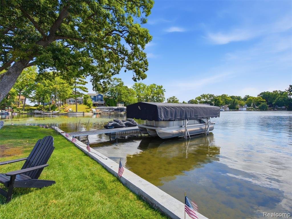 House in Orion charter Township, Michigan, United States 5 - 18705249