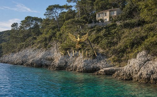 House in Aguillon, Toulon, France 1