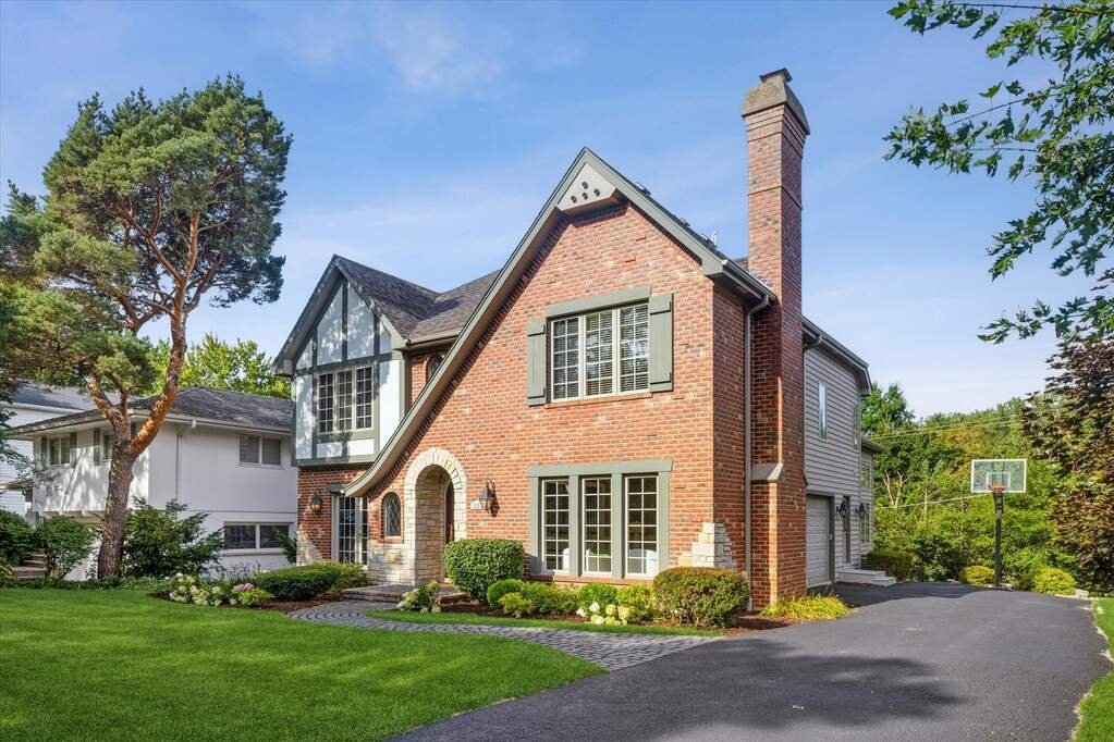 House in Hinsdale, Illinois, United States 2 - 18708316