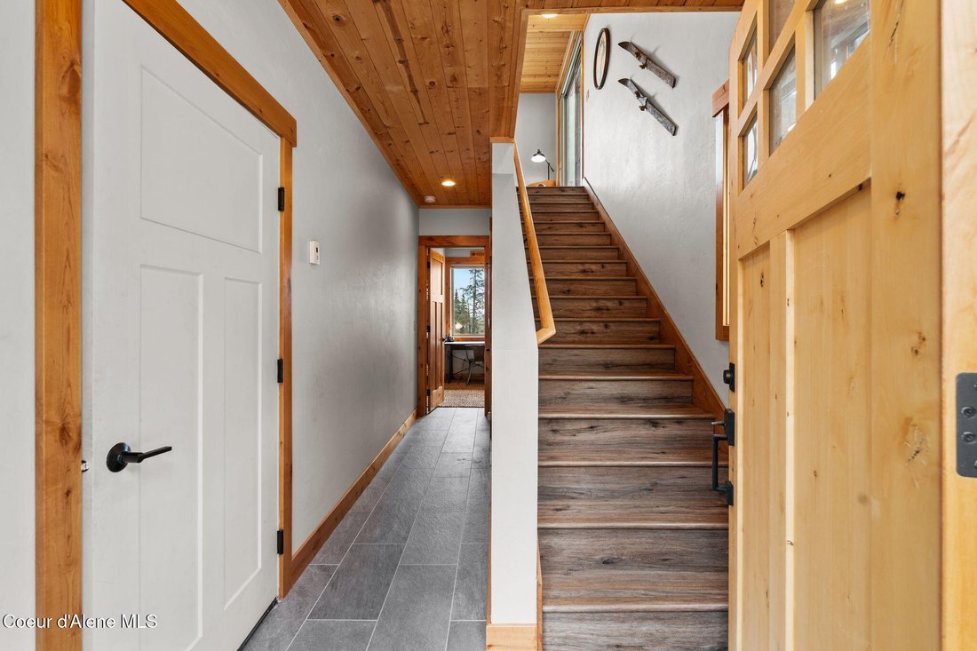 House in Sandpoint, Idaho, United States 3 - 18704899