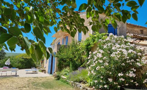 Maison à Forcalquier, Provence-Alpes-Côte d'Azur, France 1