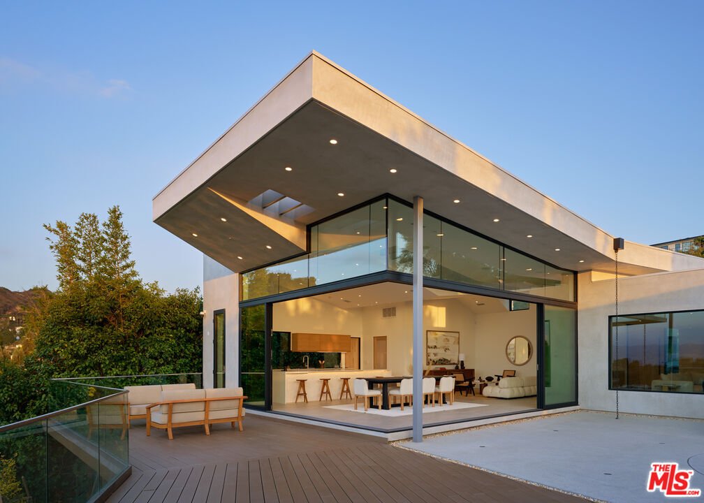 House in Los Angeles, California, United States 4 - 18706492
