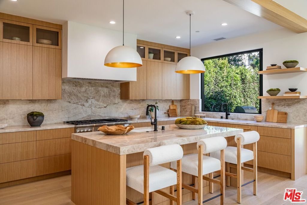 House in Los Angeles, California, United States 3 - 18705259