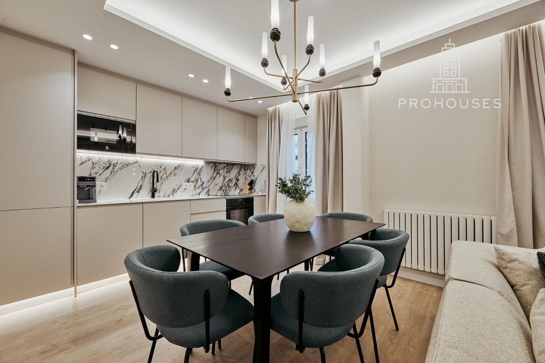 Apartment in Retiro, Madrid, Spain 5 - 18714038