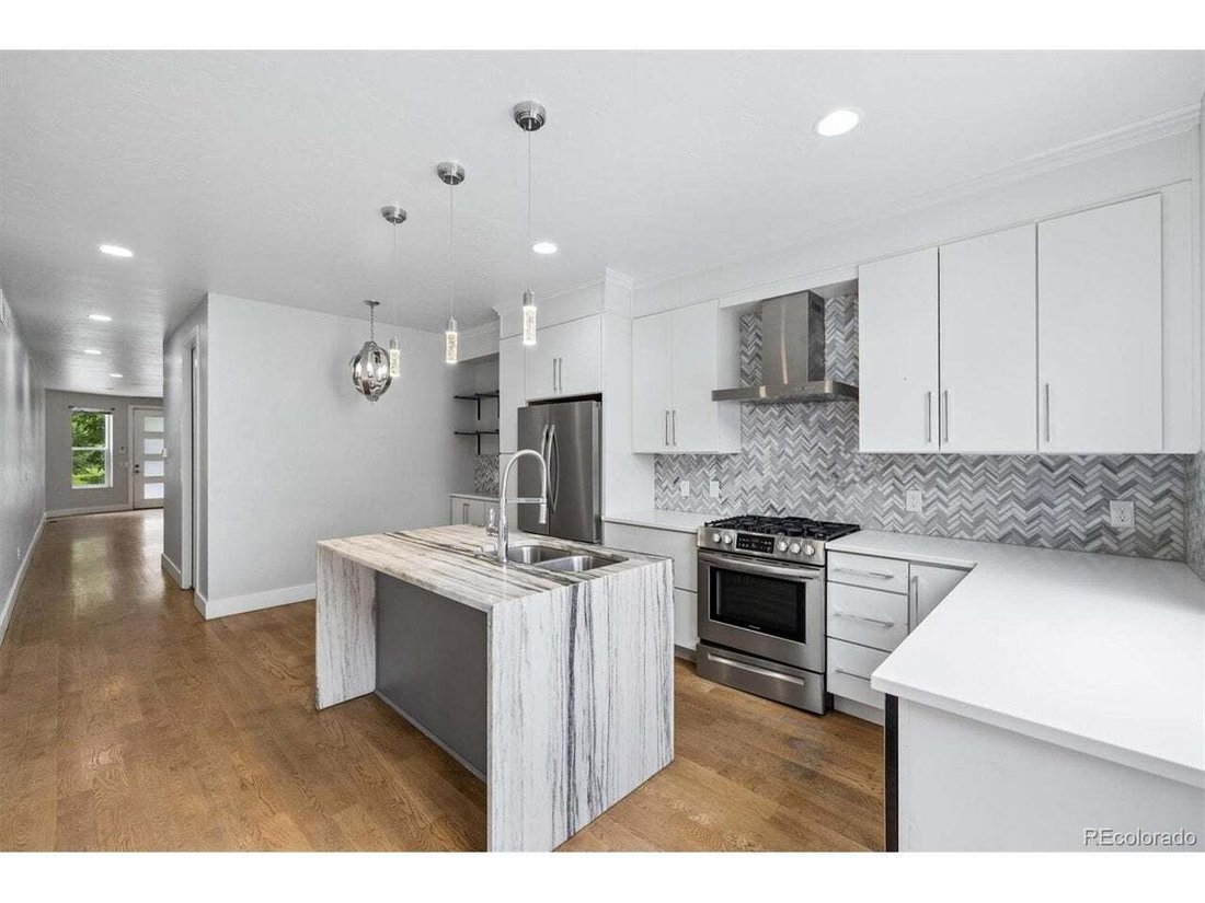 Townhouse in Denver, Colorado, United States 4 - 18705457