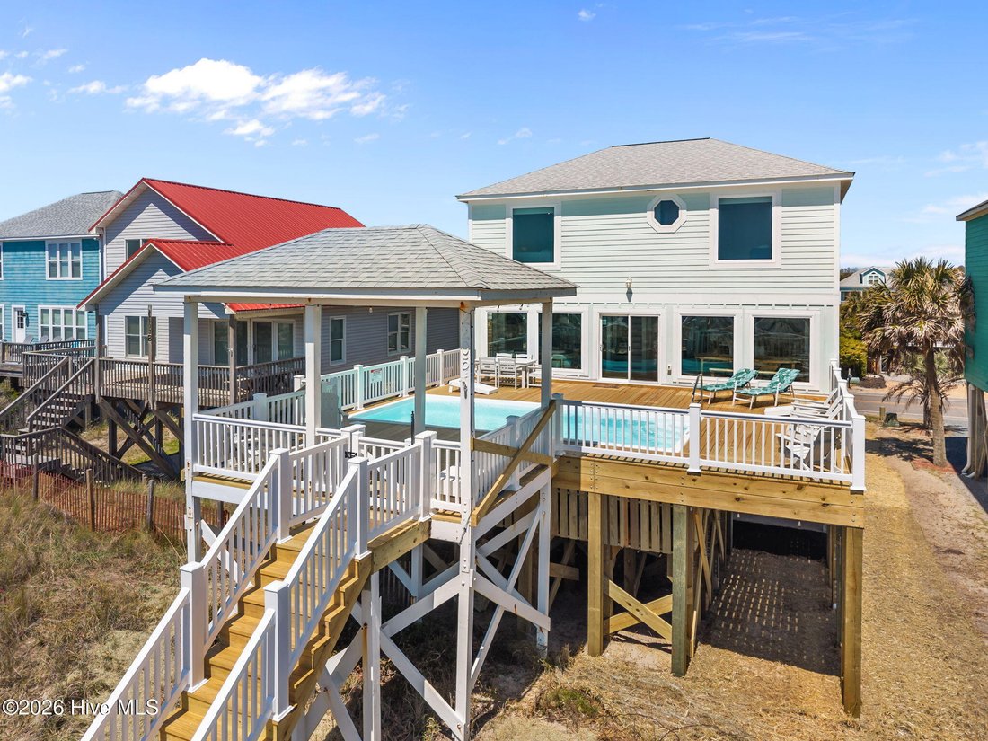 House in Oak Island, North Carolina, United States 2 - 18710235