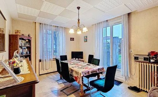 House in Est, Ville-la-Grand, France 1