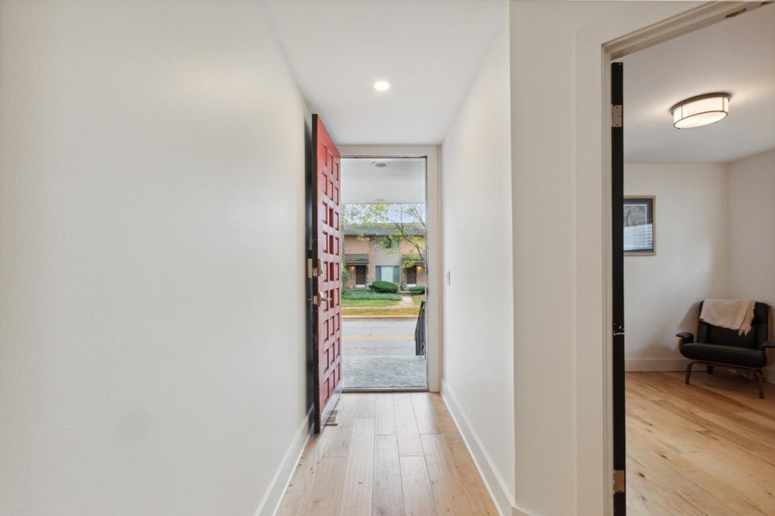 Condo in Birmingham, Michigan, United States 3 - 18709041