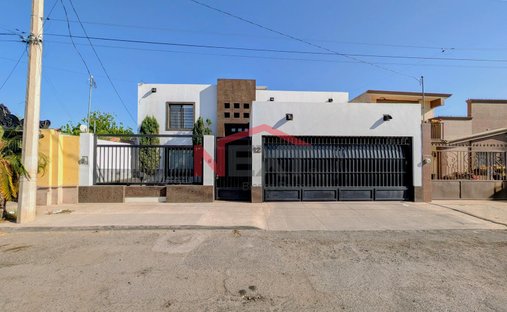 House in Hermosillo, Sonora, Mexico 1