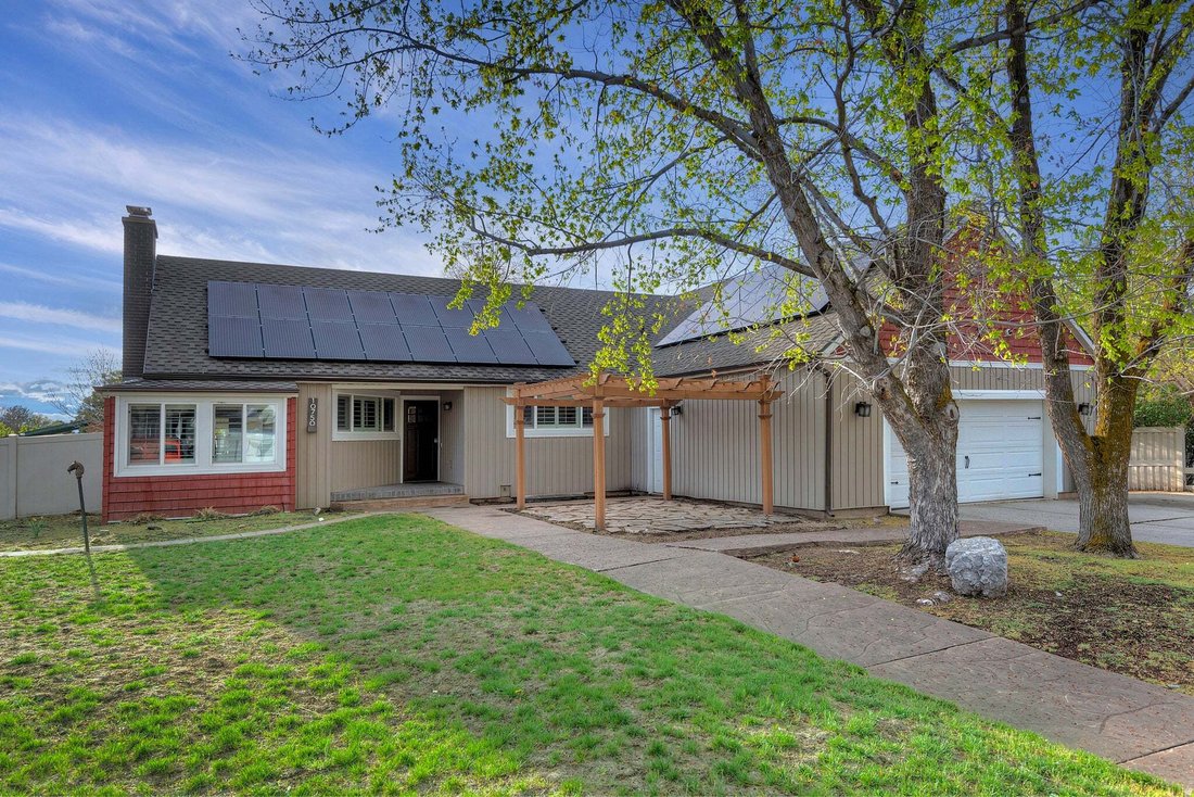 House in Sandy, Utah, United States 1 - 18705804