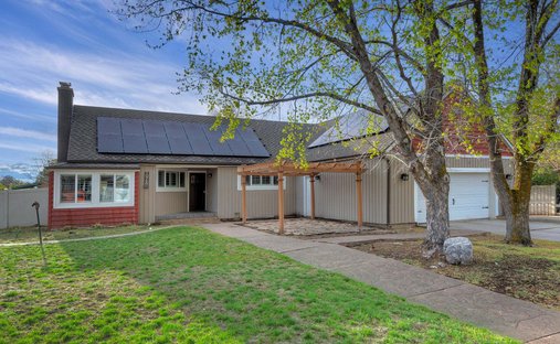 House in Sandy, Utah, United States 1