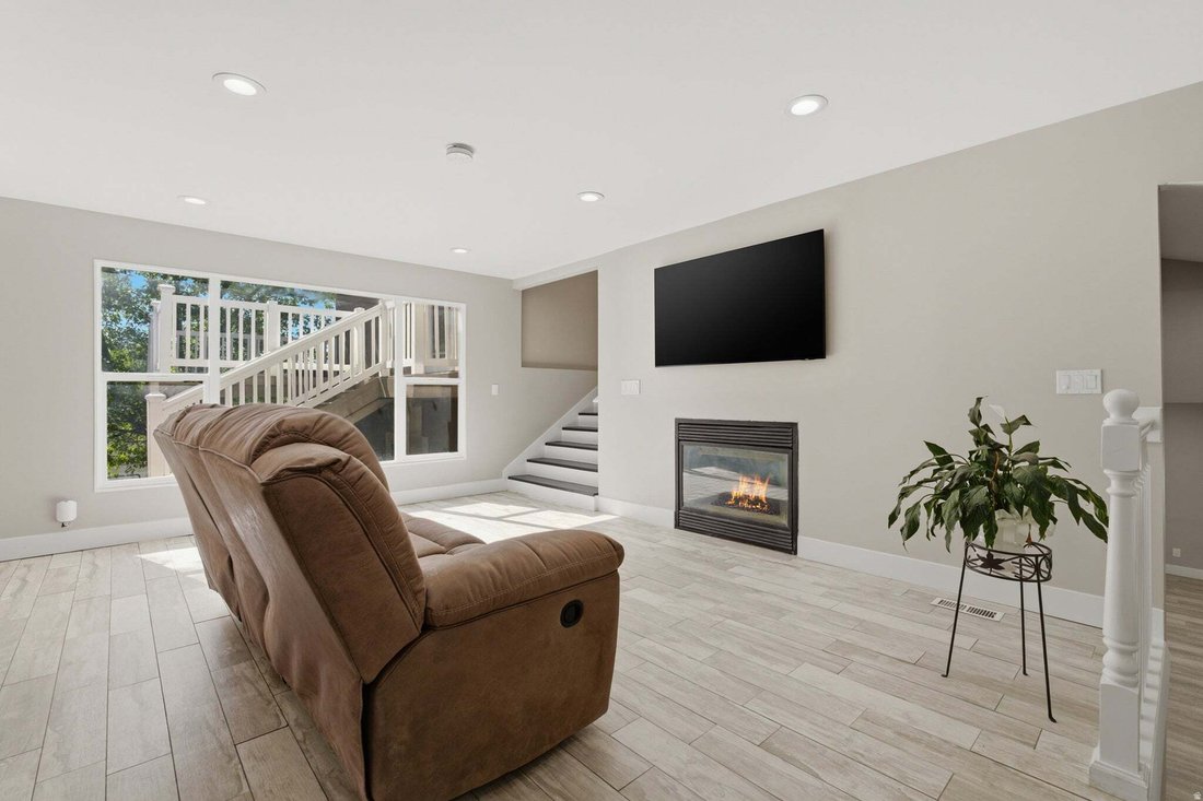 House in Sandy, Utah, United States 5 - 18705791