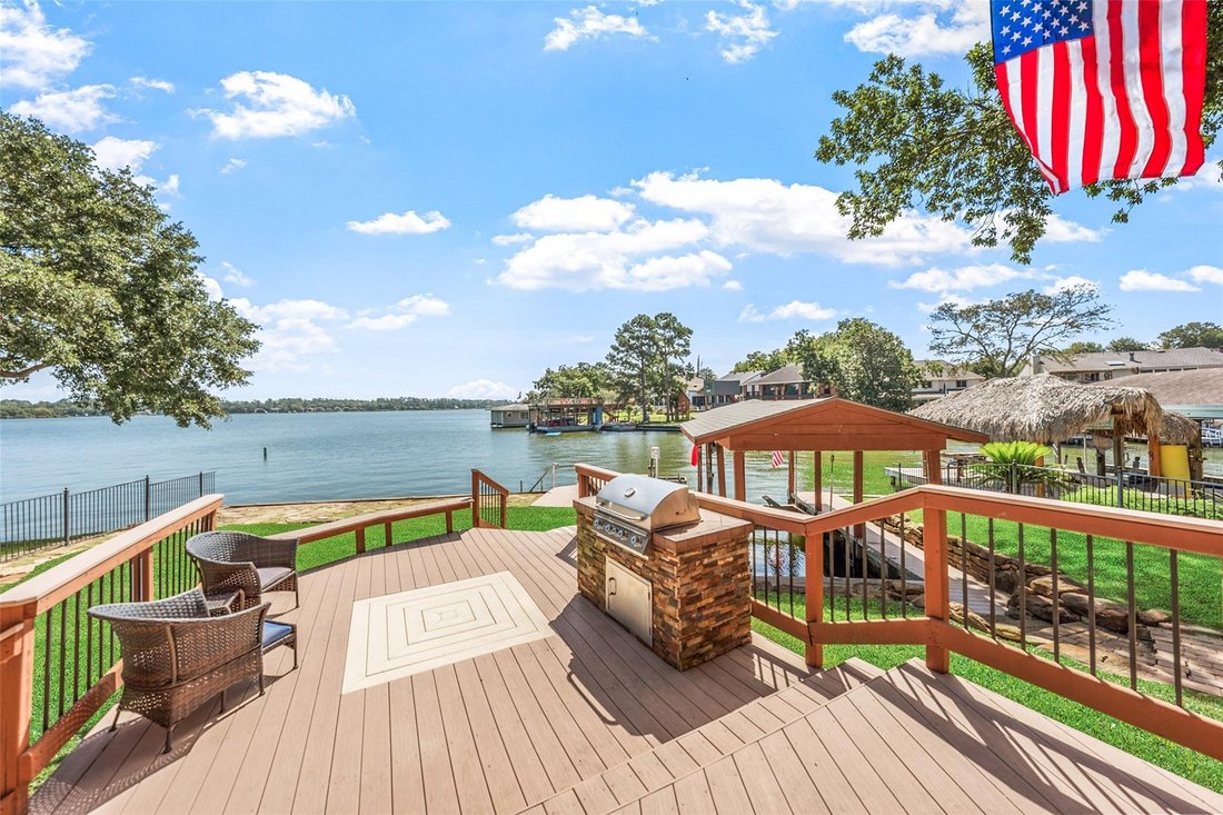 House in Montgomery, Texas, United States 1 - 18706524