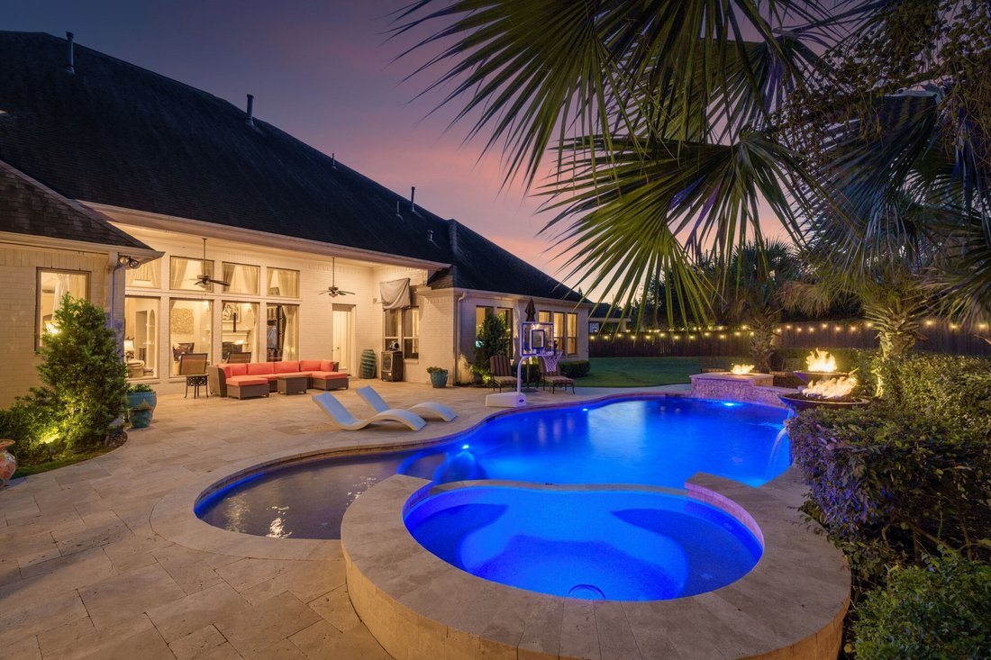 House in Conroe, Texas, United States 5 - 18706391