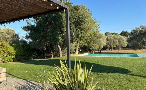 House in La Plaine Notre Dame-Pas des Lanciers, Marignane, France 1
