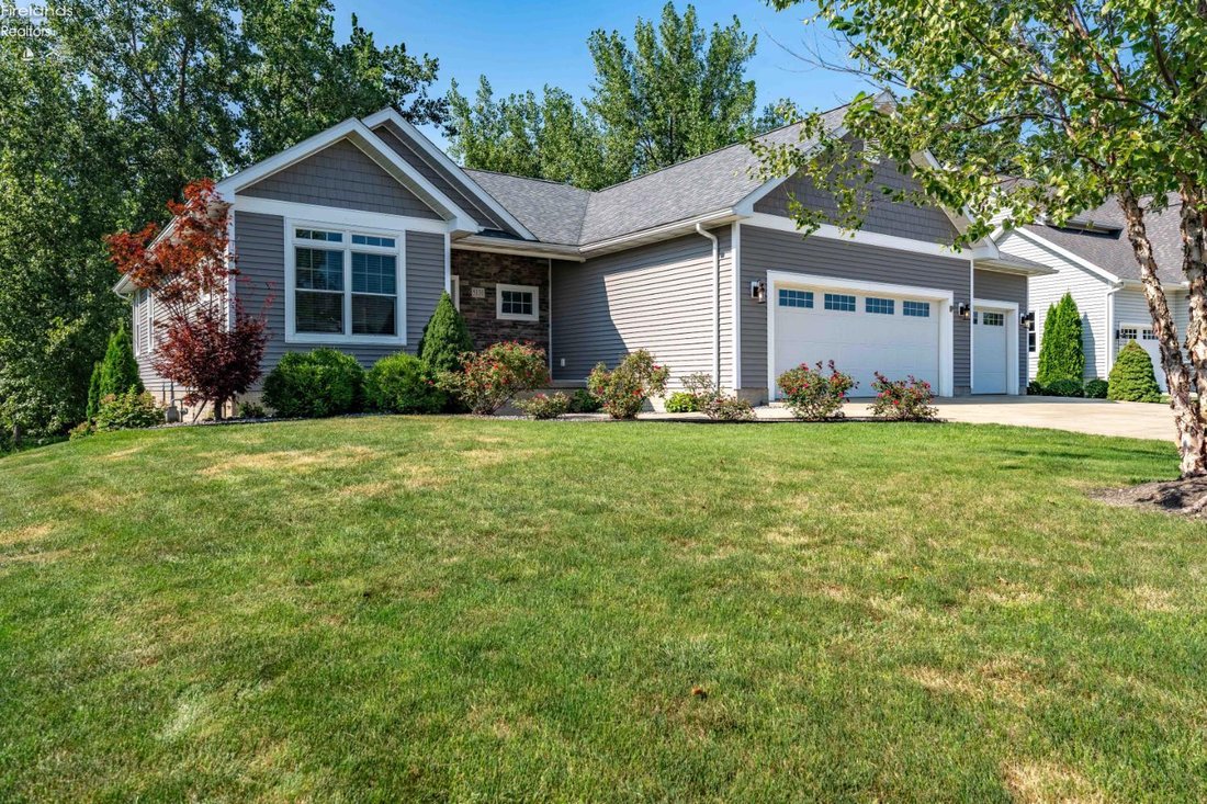 House in Port Clinton, Ohio, United States 3 - 18706329