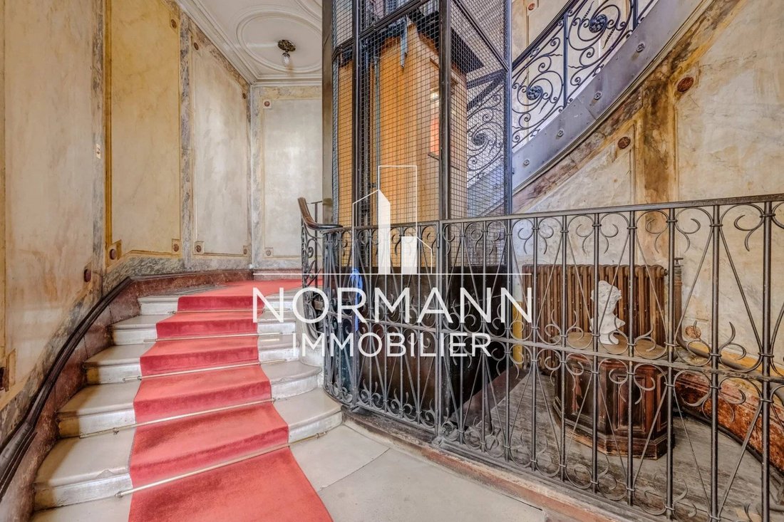 Apartamento en Saint Philippe du Roule, Paris 8e Arrondissement, París 2 - 17782350