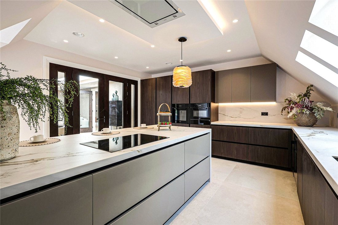 Apartment in Ducks Hill, Hillingdon, England 3 - 18710325