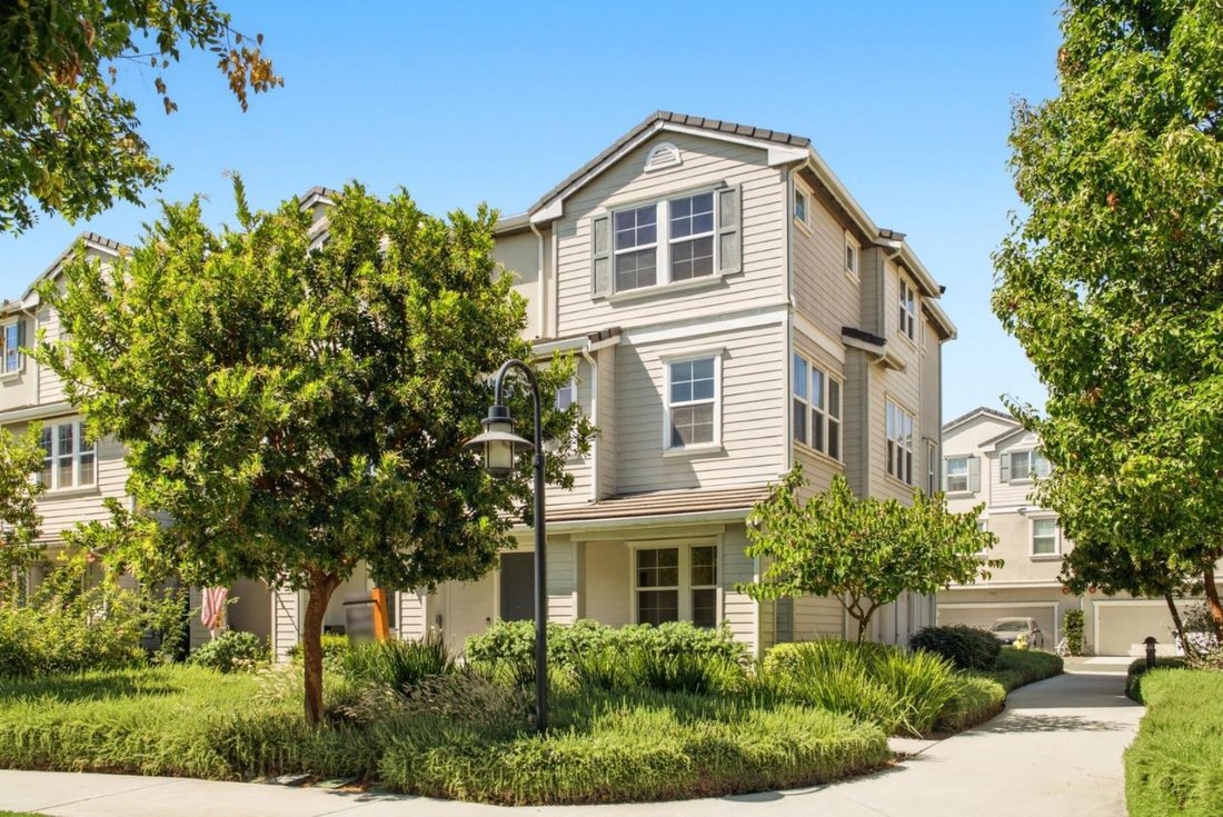 Villa in Morgan Hill, California, United States 1 - 18709315