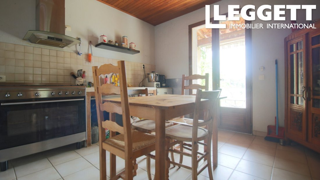 Villa in Vagnas, Auvergne-Rhône-Alpes, France 3 - 18707201