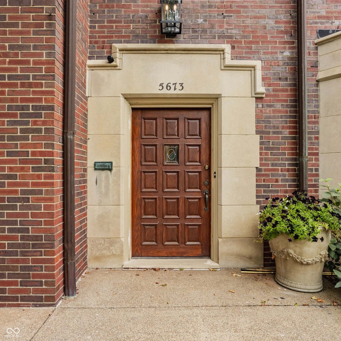 House in Indianapolis, Indiana, United States 5 - 18703292