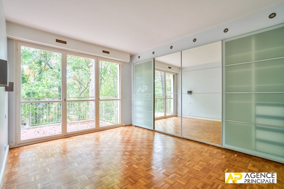 Apartment in Napoleon, Maisons-Laffitte, France 4 - 18710468