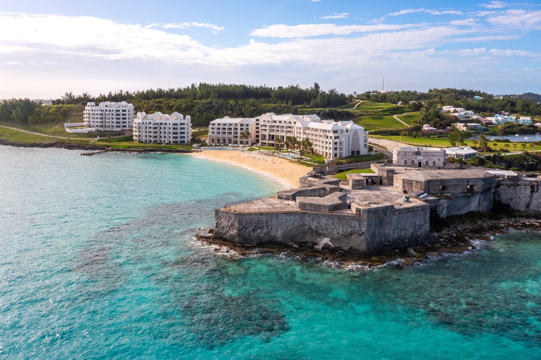 Condo in St.George's, St. George's Parish, Bermuda 1 - 13892252
