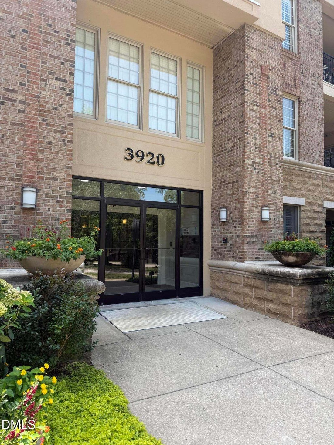 Condo in Raleigh, North Carolina, United States 2 - 18705991