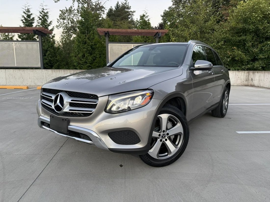 Suv in Bellevue, WA, United States 1 - 18713511