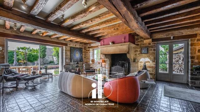 Estate in Fontainebleau, Ile-de-France, France 2 - 17779287
