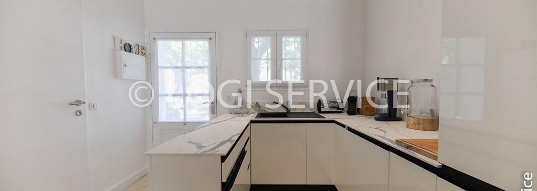 House in Grimaud, Provence-Alpes-Côte d'Azur, France 2 - 18013602