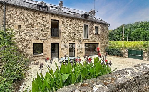 Maison à Plouër-sur-Rance, Bretagne, France 1