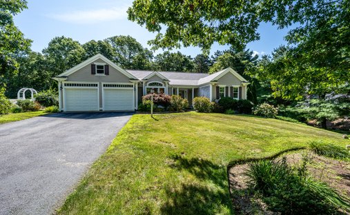 House in Barnstable, Massachusetts, United States 1