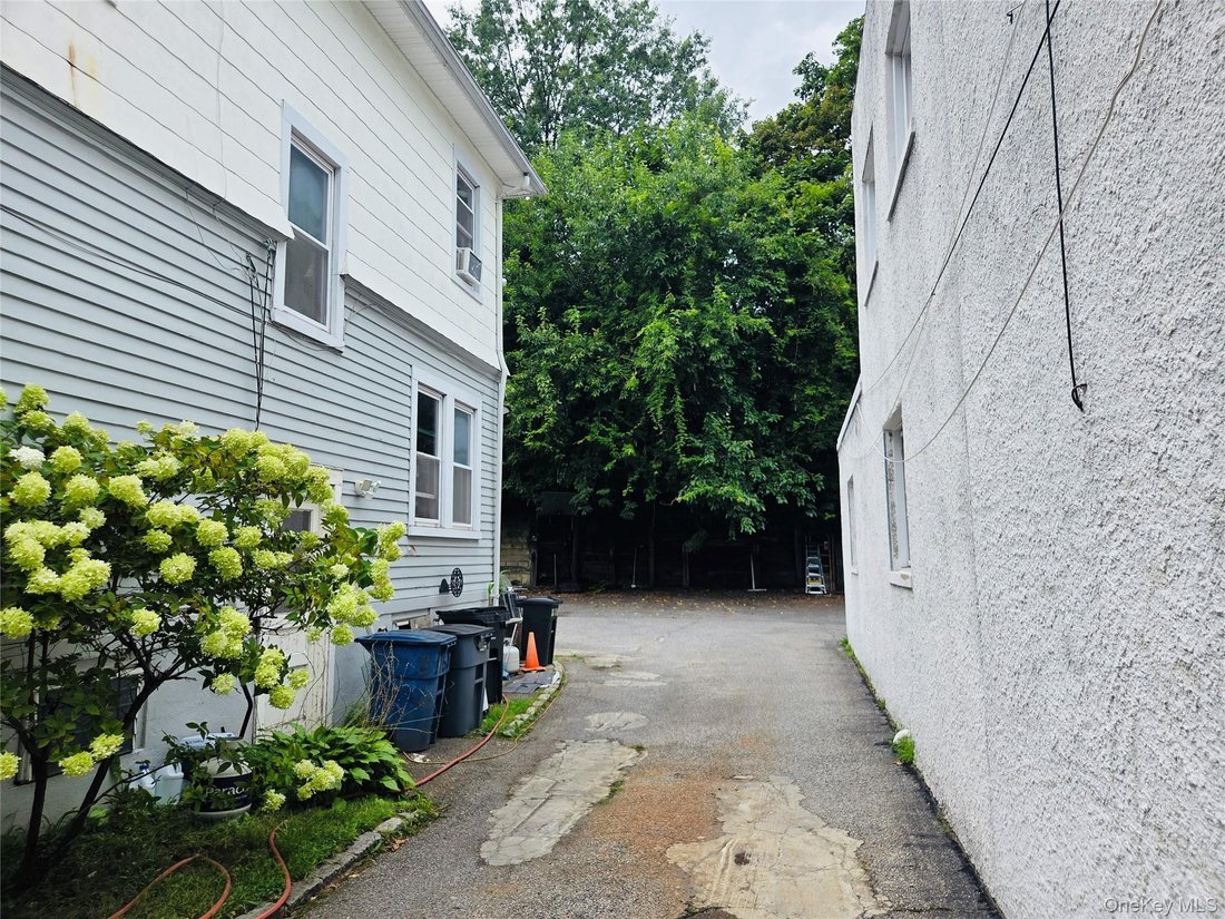 House in Port Washington, New York, United States 4 - 18703091