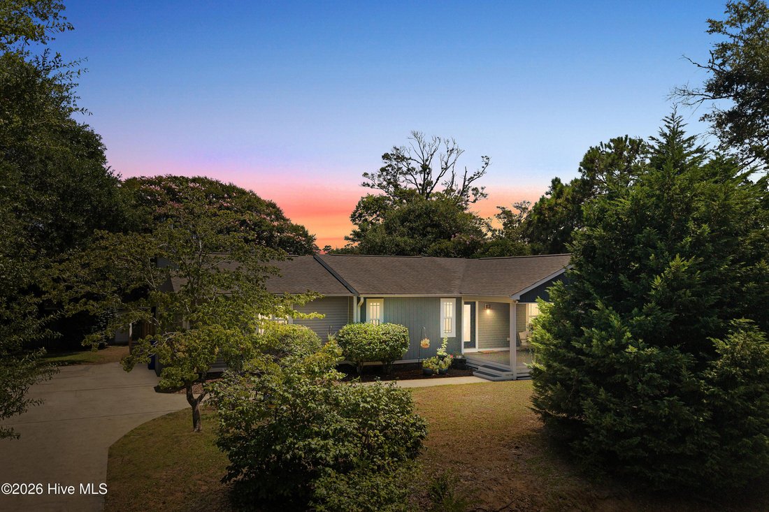 House in Oak Island, North Carolina, United States 2 - 18704515