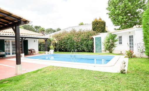 Villa in Corroios, Setúbal Municipality, Portugal 1