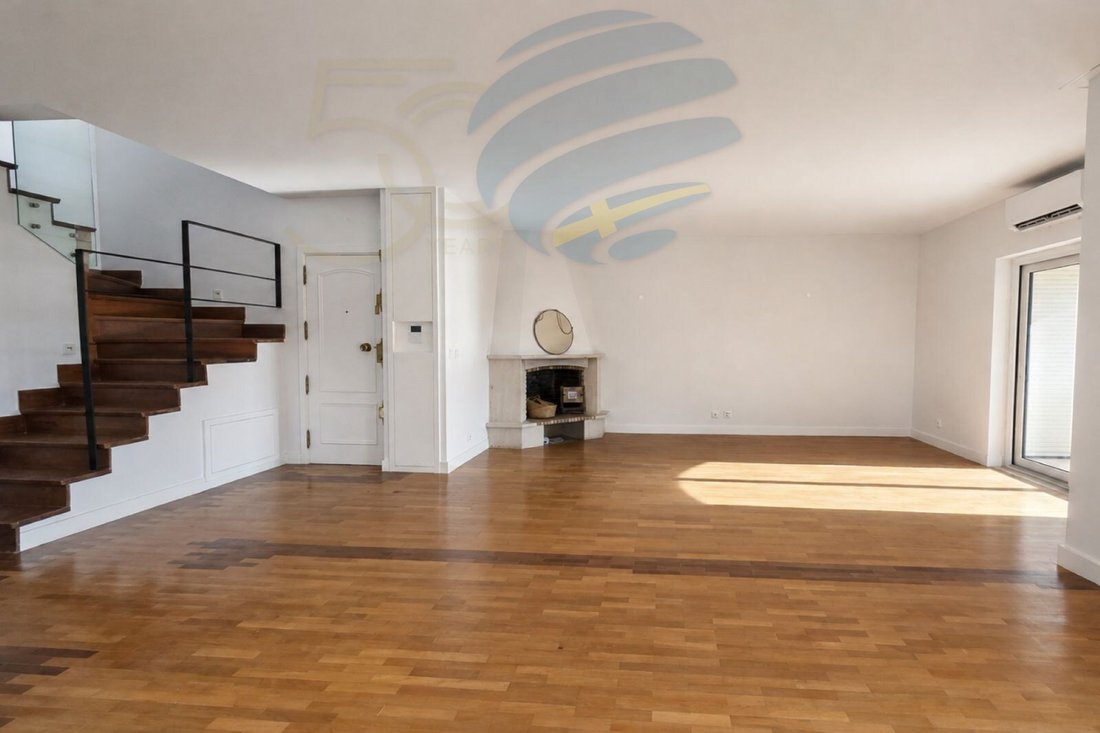 Apartment in Cascais e Estoril, Lisbon, Portugal 3 - 18707323