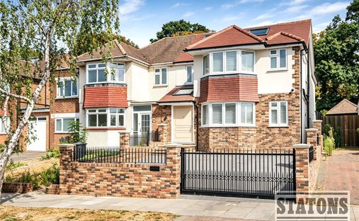 House in Cockfosters, Enfield, England 1