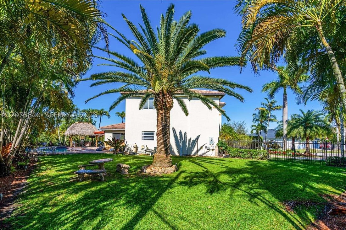 House in Miami, Florida, United States 2 - 18706050