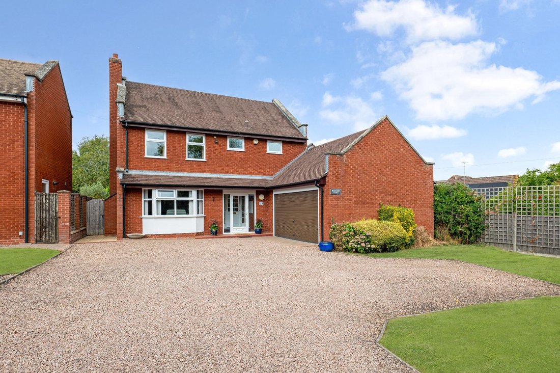 House in Fernhill Heath, Wychavon, England 1 - 18705040