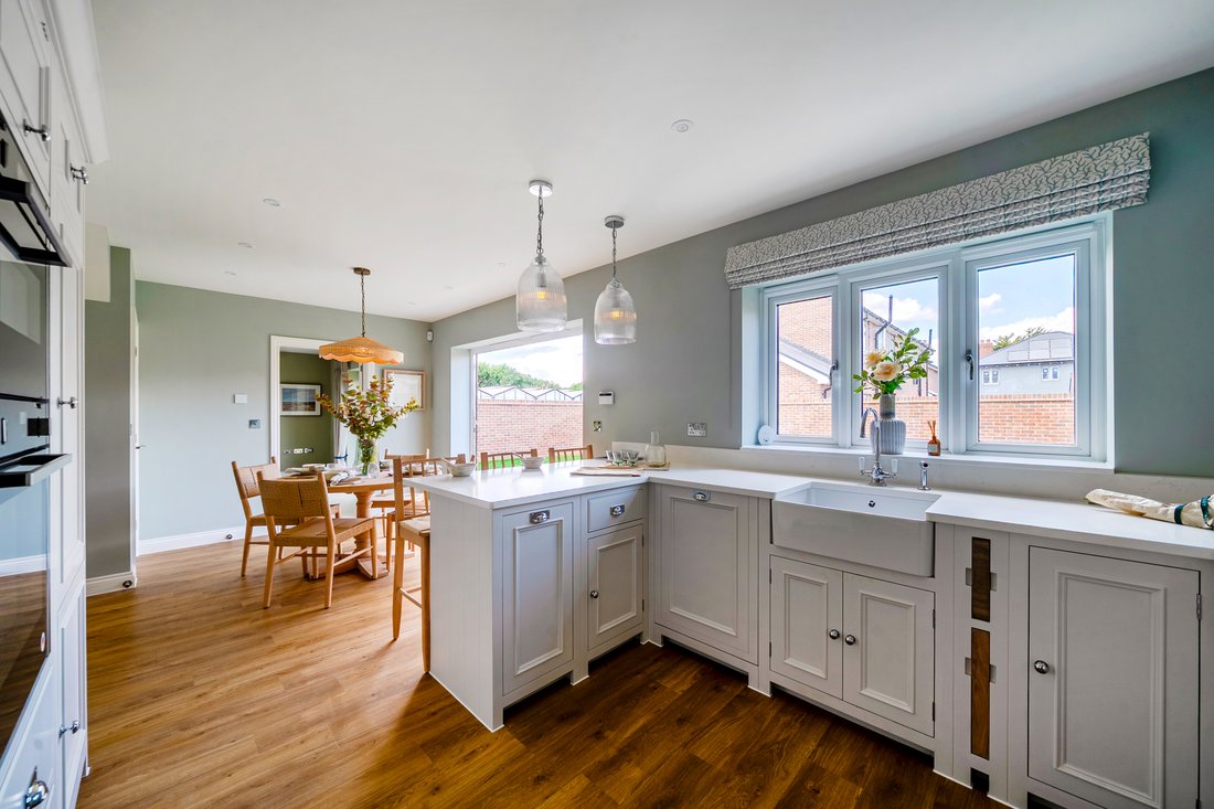 Casa en Hordle, Inglaterra 3 - 18708707