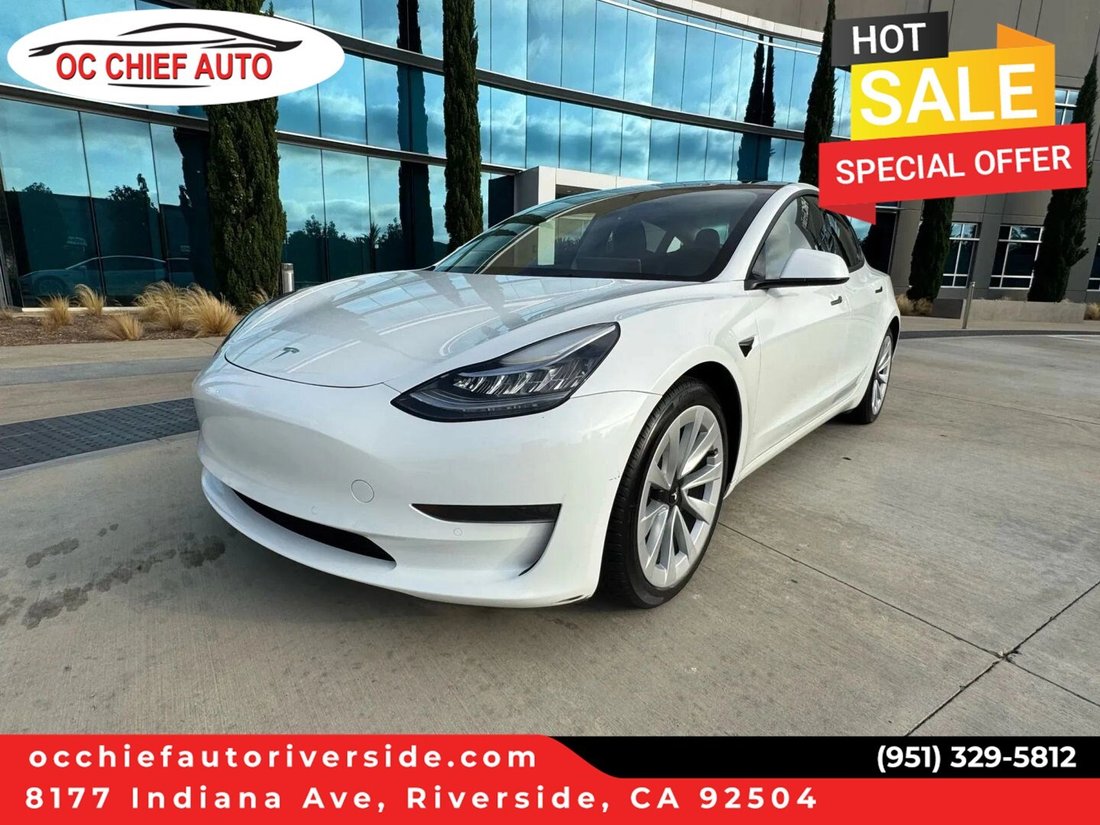 Sedan in Riverside, CA, United States 1 - 18710459