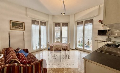 Apartamento en Diano Marina, Liguria, Italia 1