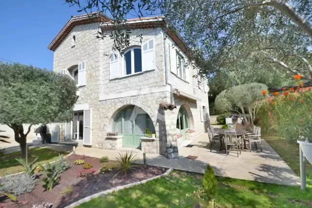 Villa in Fontmerle, Antibes, France 1 - 17454382