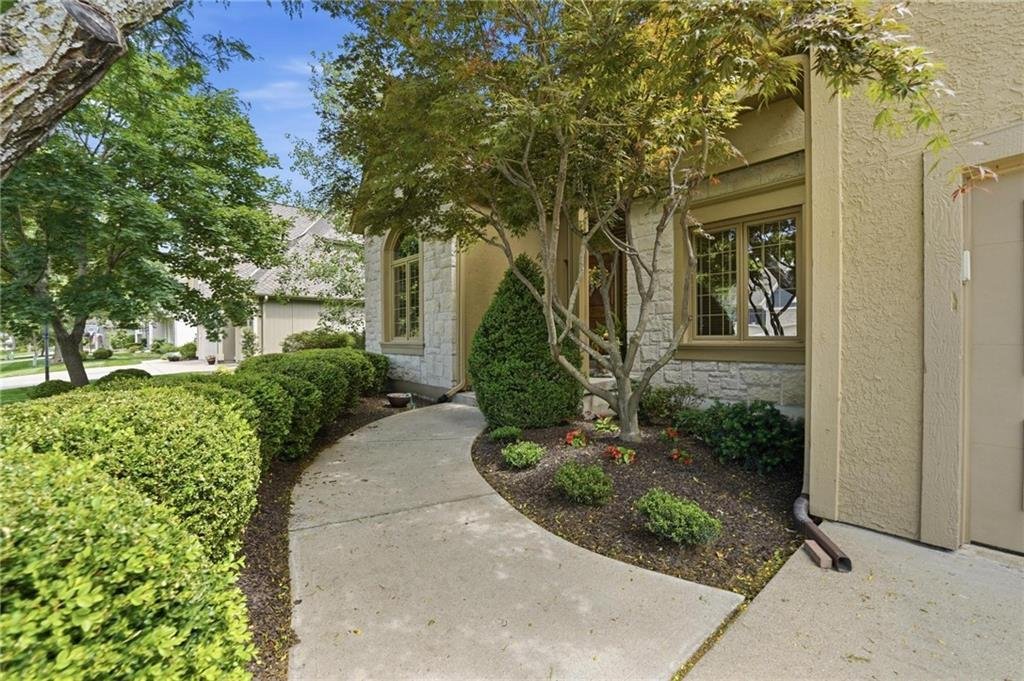 House in Overland Park, Kansas, United States 3 - 18703557