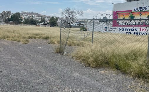 Land in Santiago de Querétaro, Santiago de Querétaro, Mexiko 1