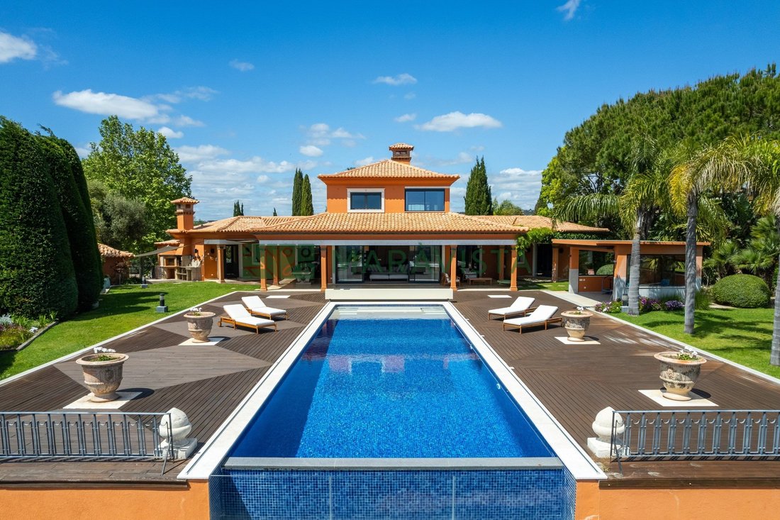Villa in Loule (Sao Clemente), Algarve, Portugal 1 - 18707266