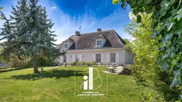 Casa en Chateau-Landon, Isla de Francia, Francia 1 - 17703770