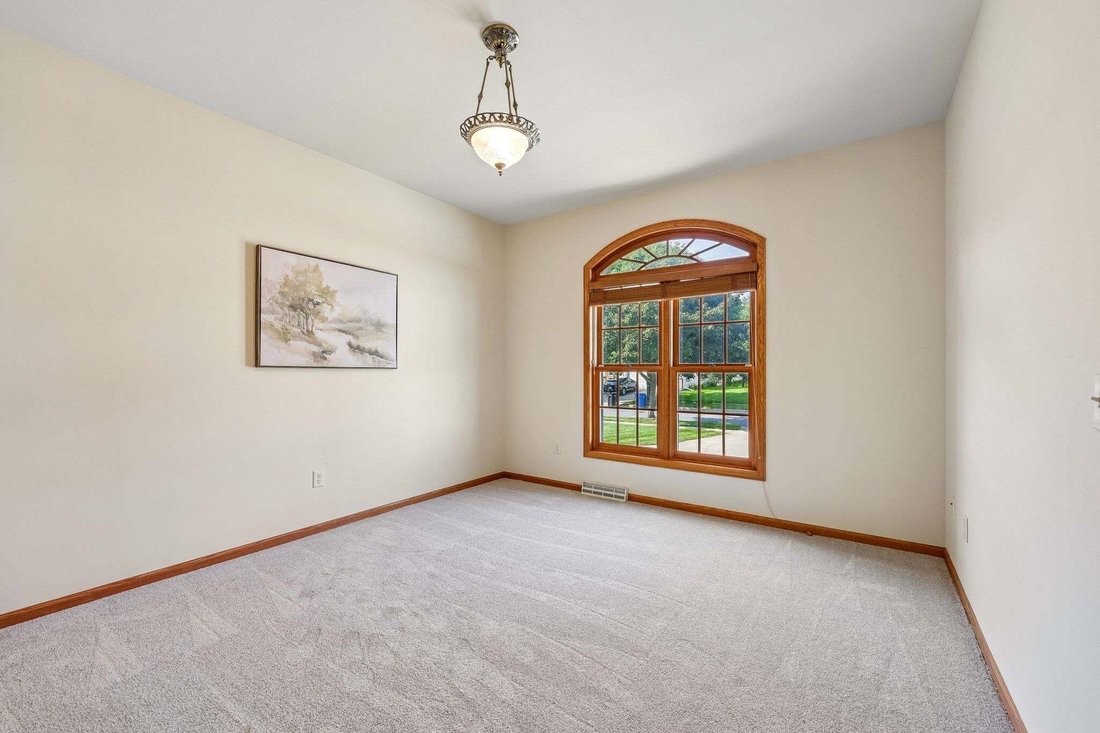 House in Waunakee, Wisconsin, United States 4 - 18705773