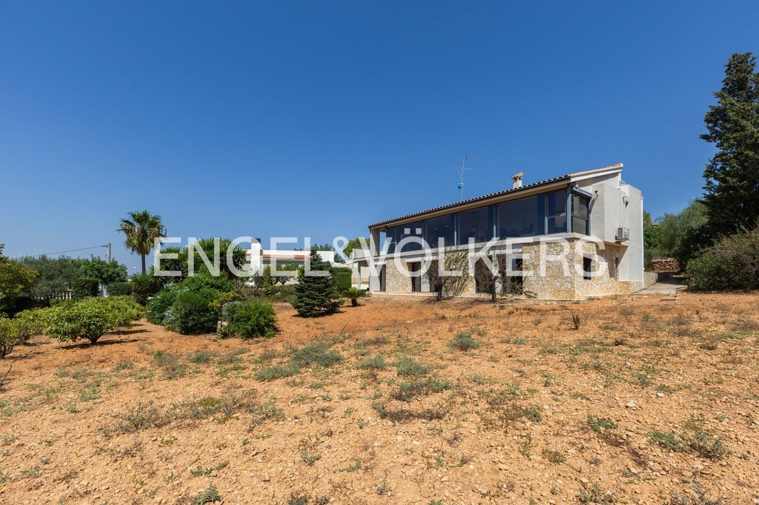 House in Montserrat, Valencian Community, Spain 2 - 18707200